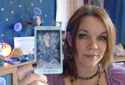 Psychic Starlene Breiter Available for Online Readings