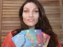 Oracle tarot card readings with Gem Love