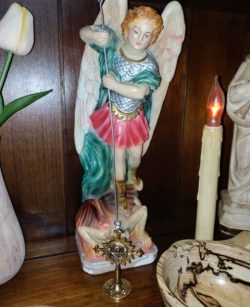 Expert Clairvoyant Readings: Love, Finances & Spellcasting with 36+ Years of Wisdom